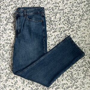 Old Navy Women’s Dark Blue Straight Jeans